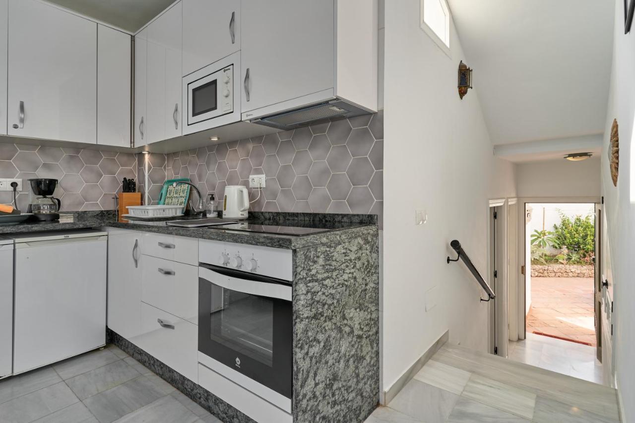 One Bedroom Penthouse نيرخا المظهر الخارجي الصورة
