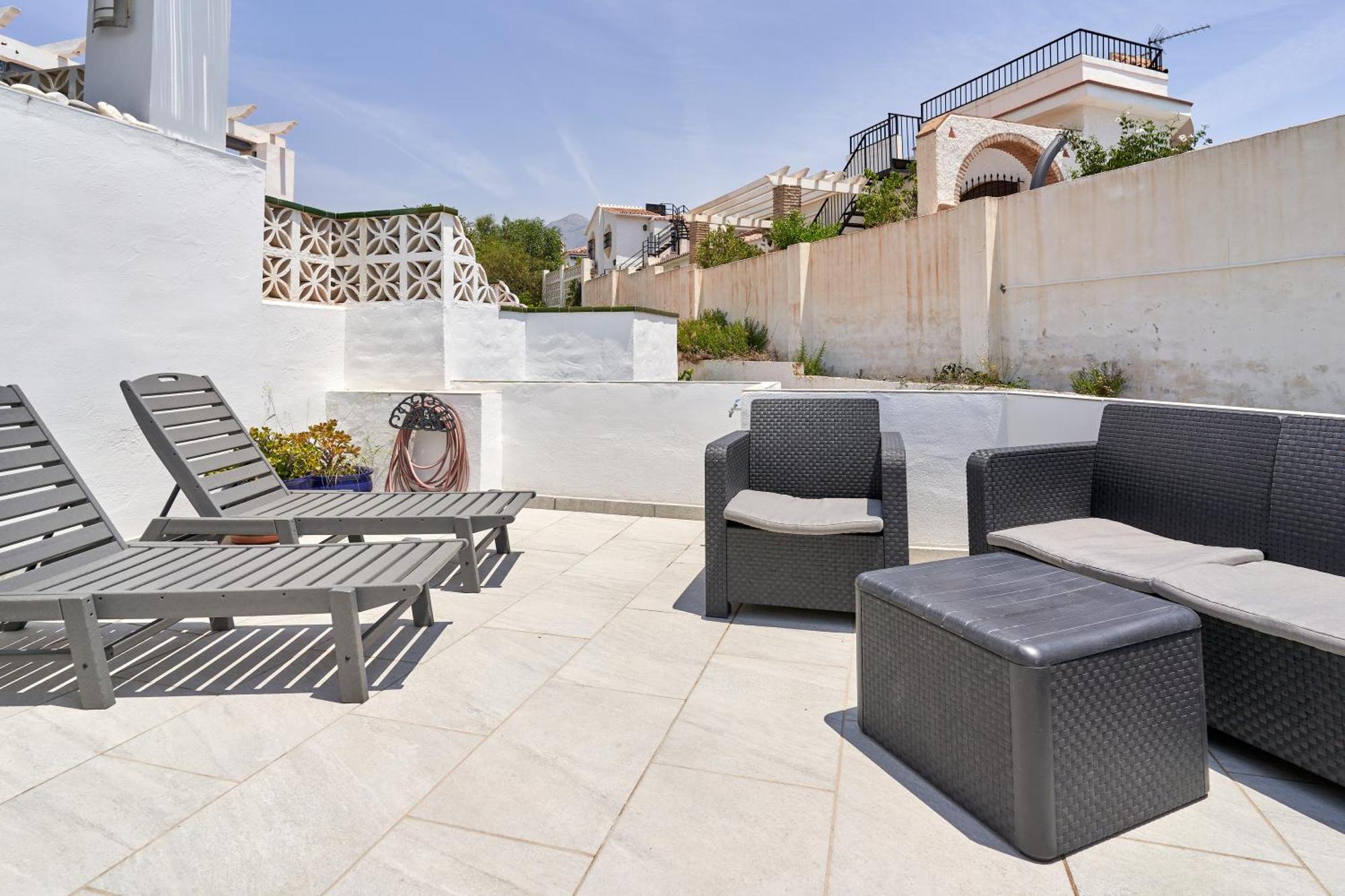 One Bedroom Penthouse نيرخا المظهر الخارجي الصورة